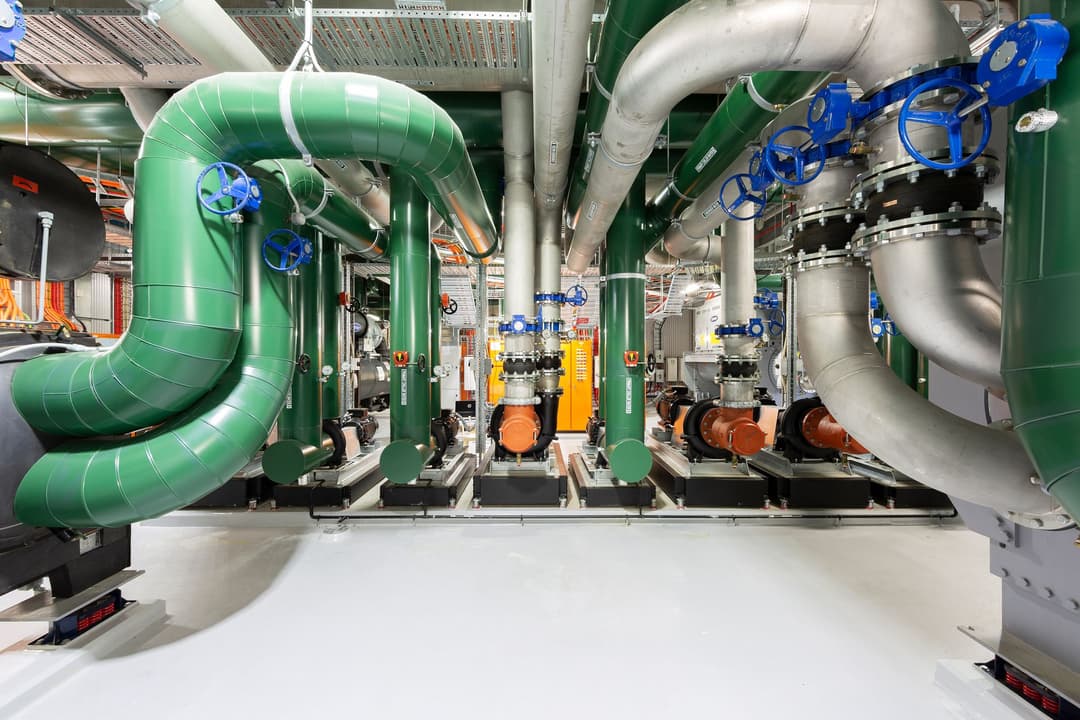 Strength in expertise. Backed by a network.